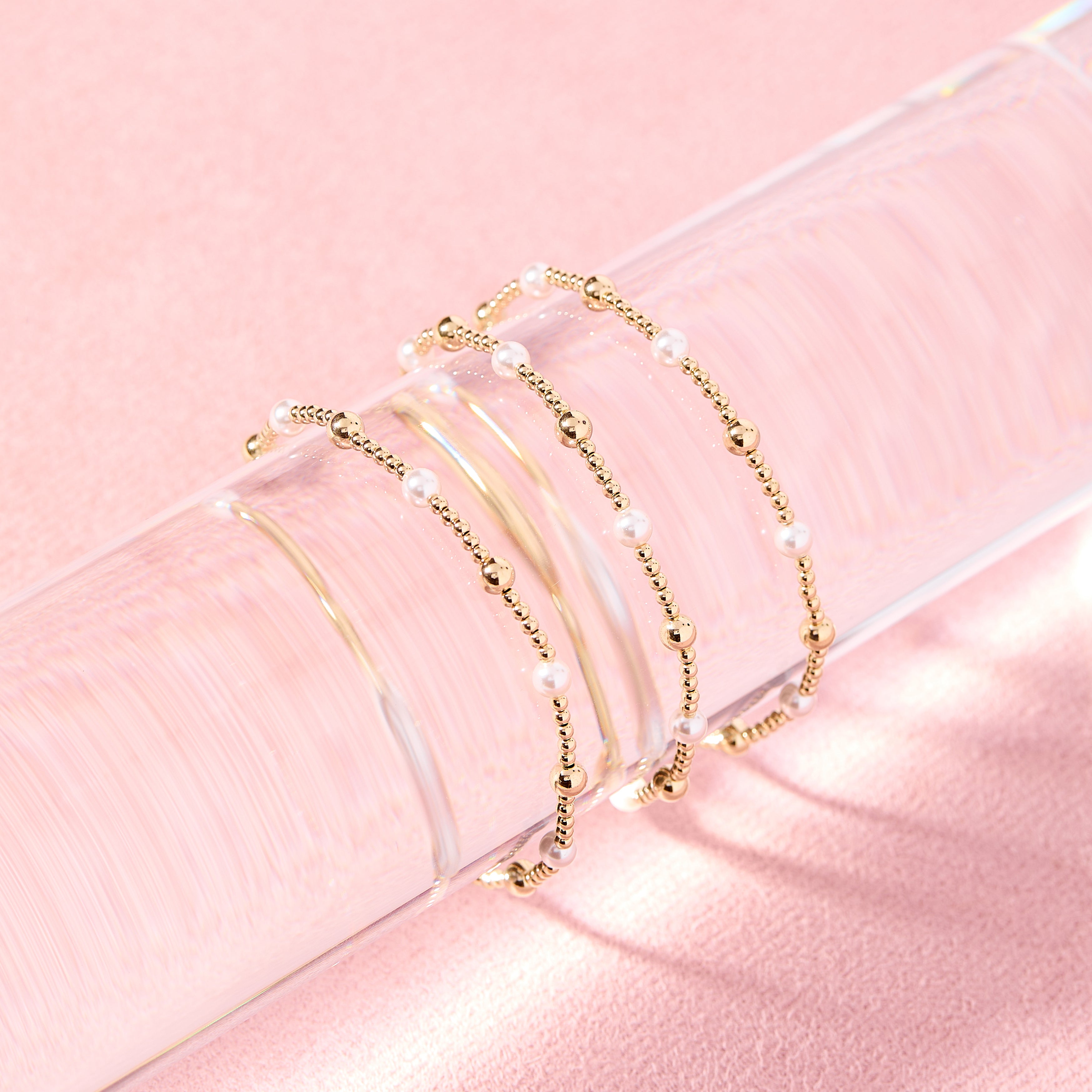 June Pearl + Gold Alternating Bracelet