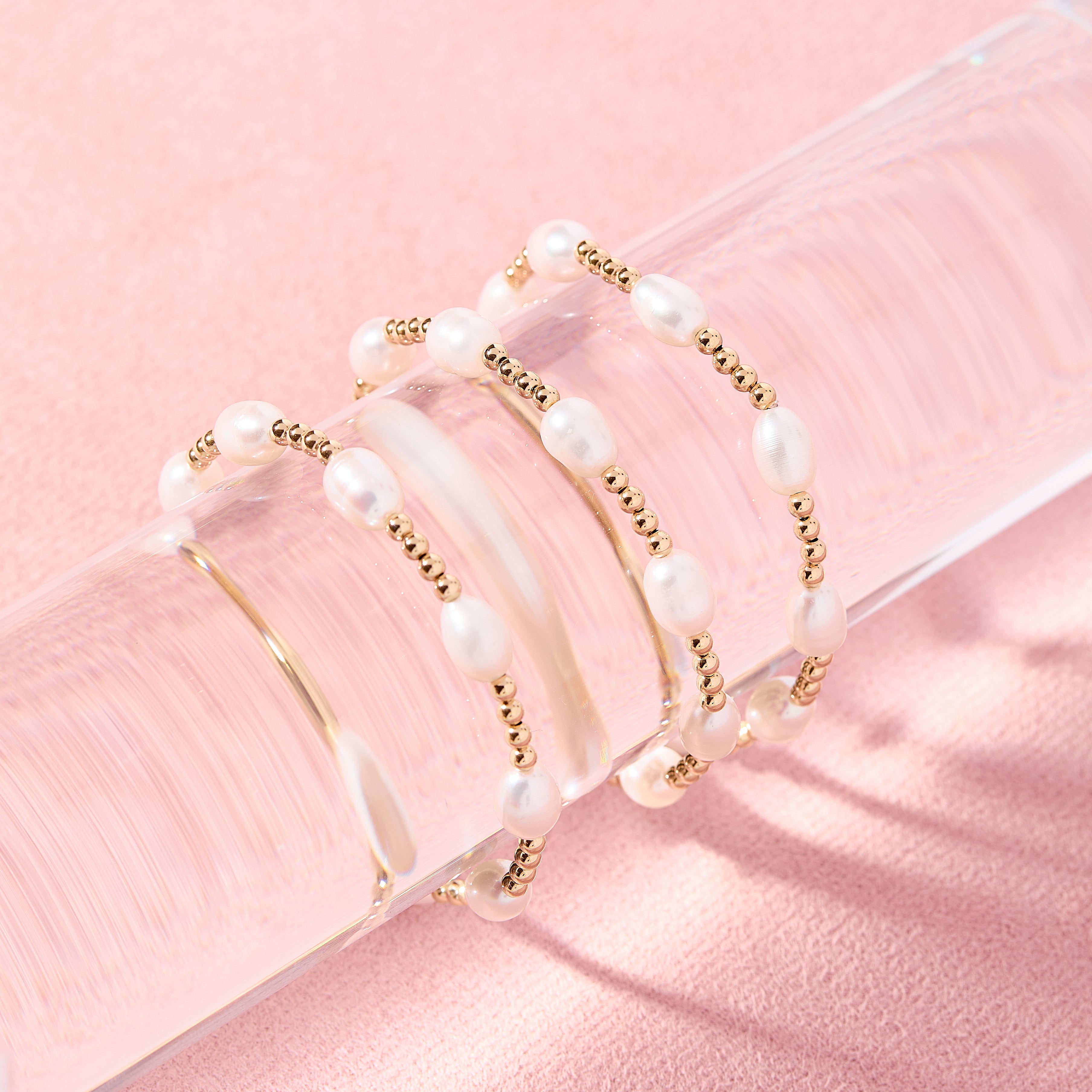 Ellie Pearl Bracelet in Gold