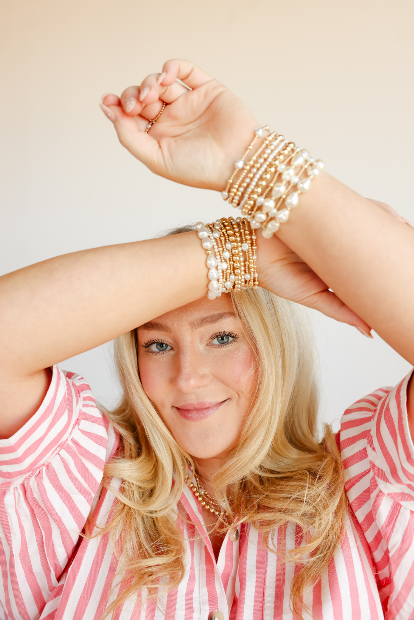 Bella Pearl Bracelet in Gold