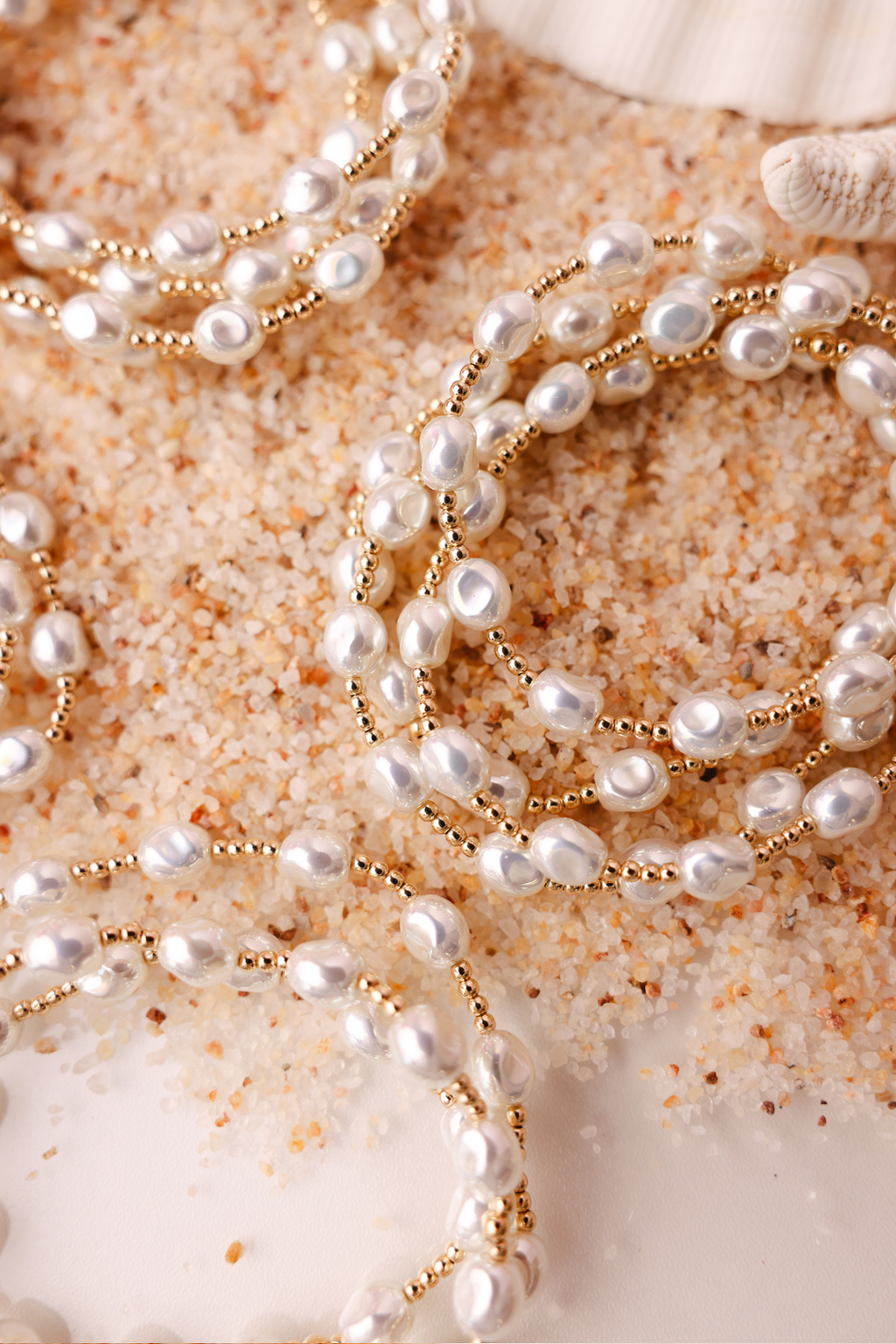 Bri Pearl Bracelet in Gold