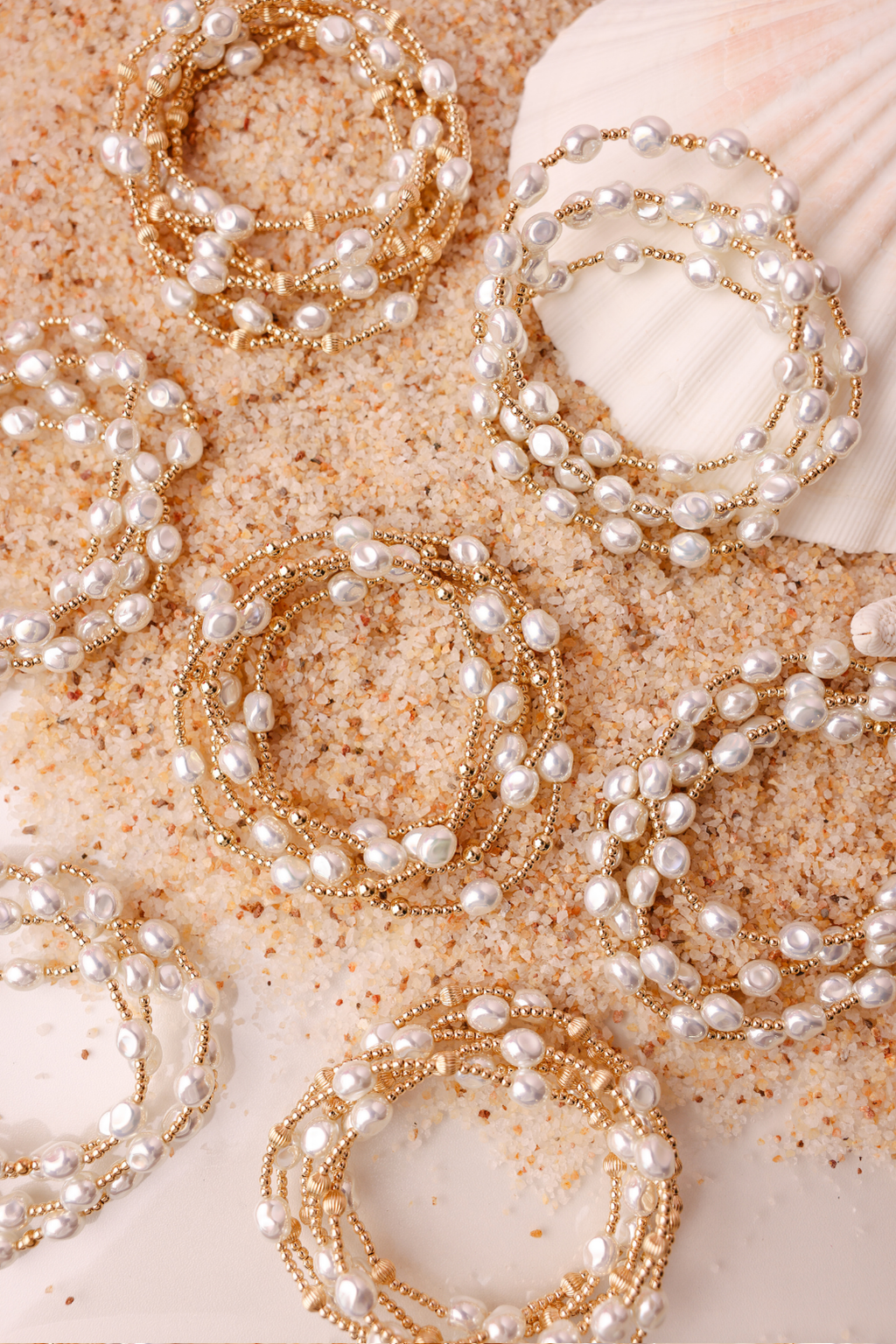 Bri Pearl Bracelet in Gold