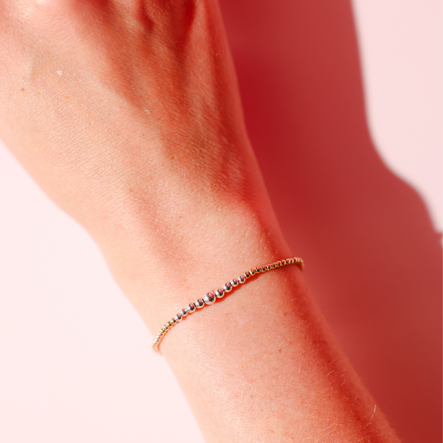 Dainty Hilo Bracelet in Gold with Silver