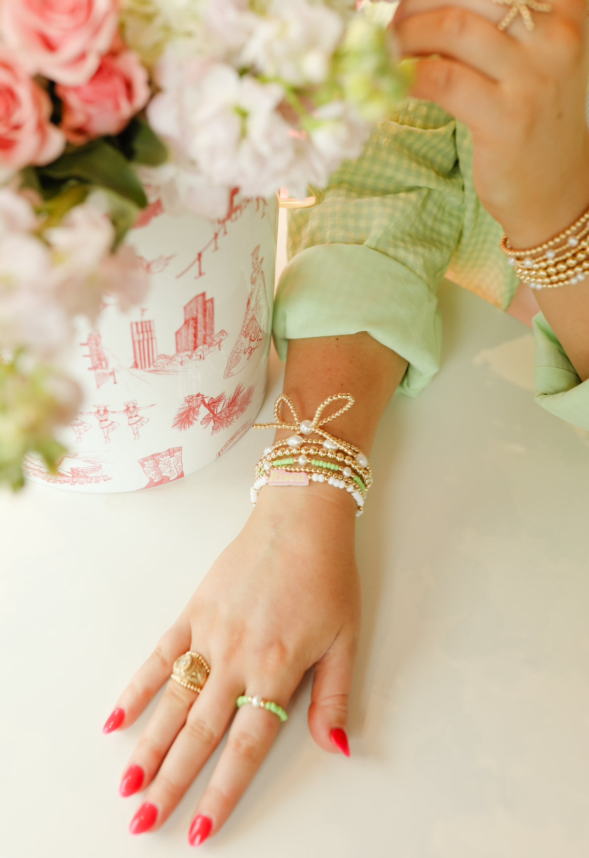 Pastel Green Pearl Bracelet