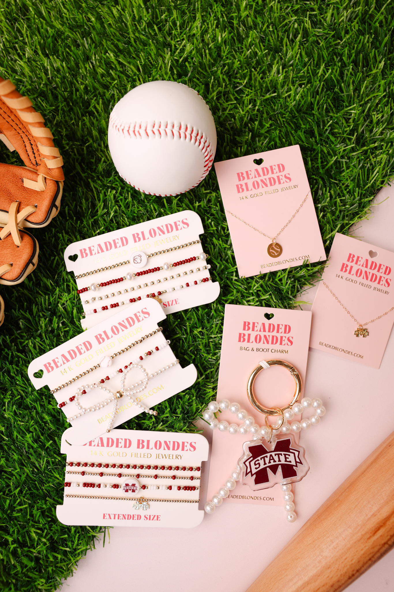 Mississippi (Maroon and White) State Cutout Charm Bracelet on Color