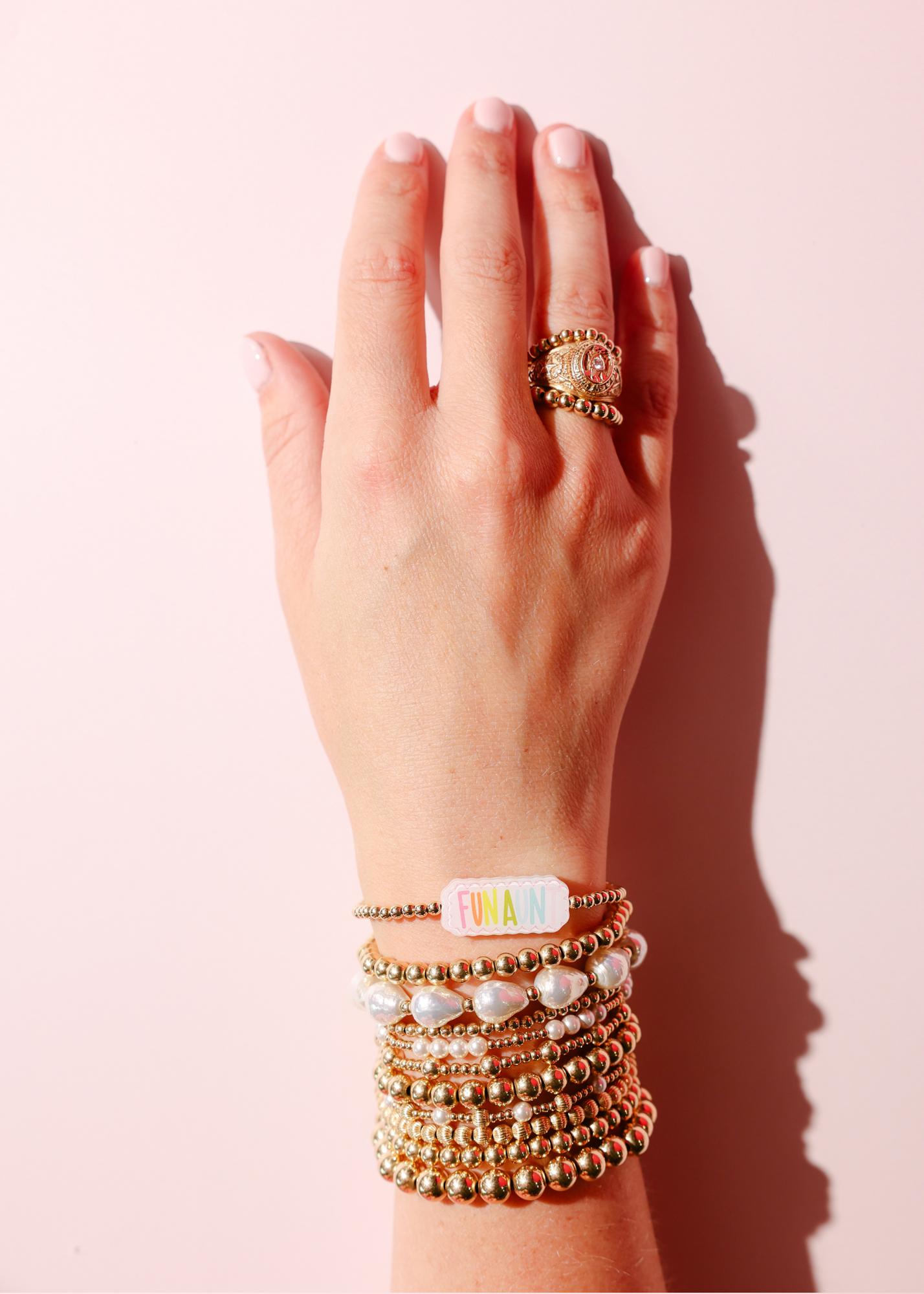 Fun Aunt Bracelet on Gold