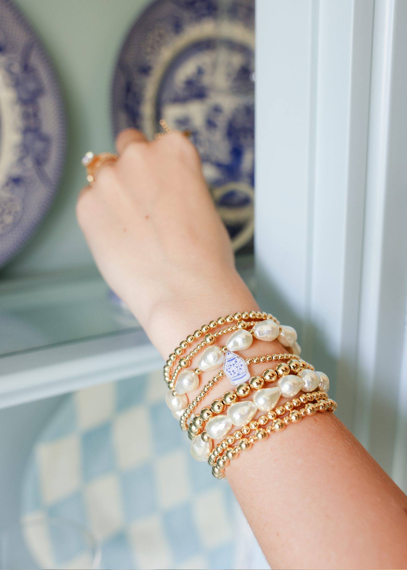 Ginger Jar Bracelet on Gold