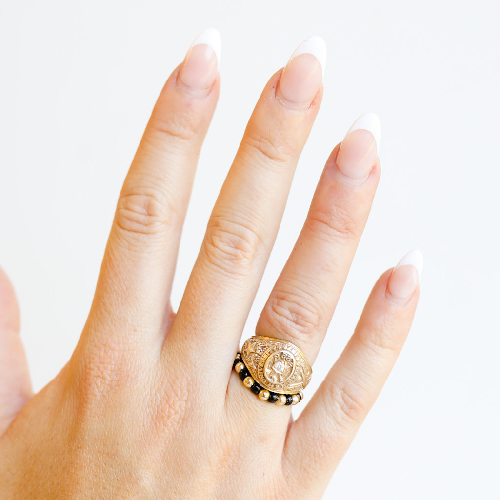 The Poppi Ring in Black