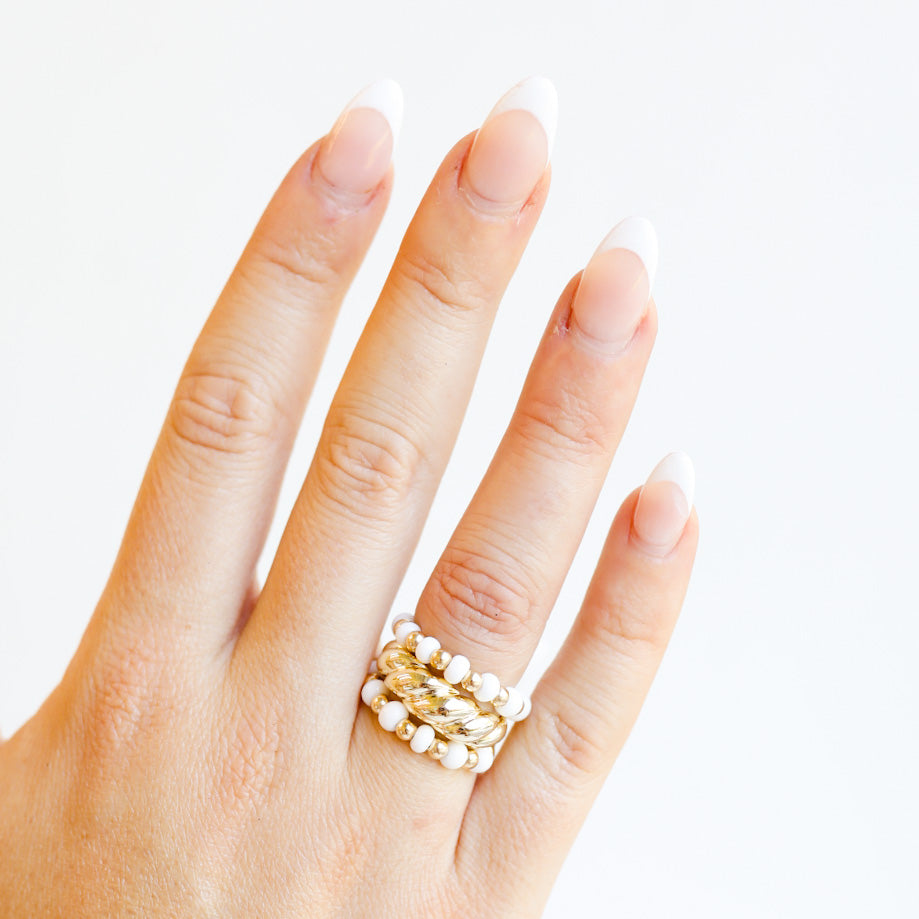 The Poppi Ring in White