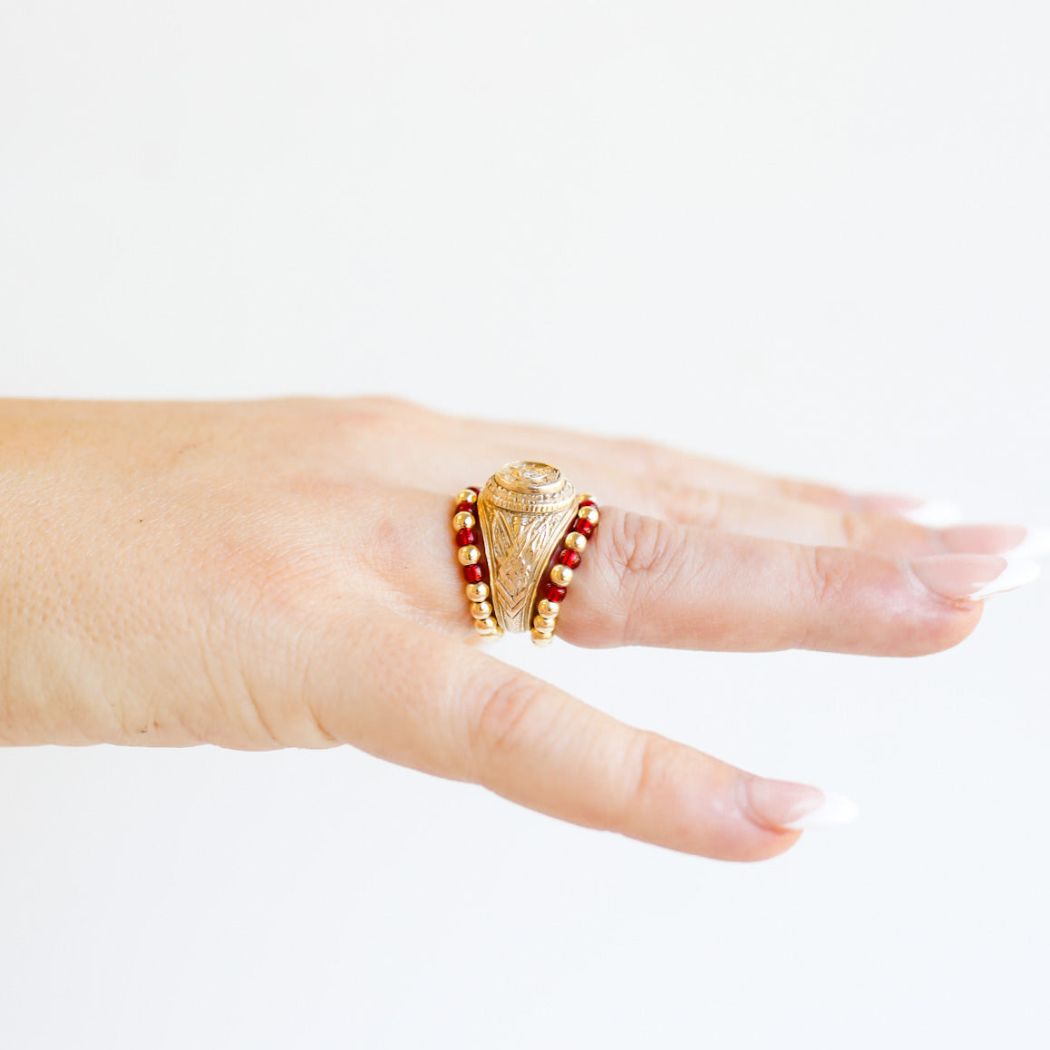 The Poppi Ring in Maroon
