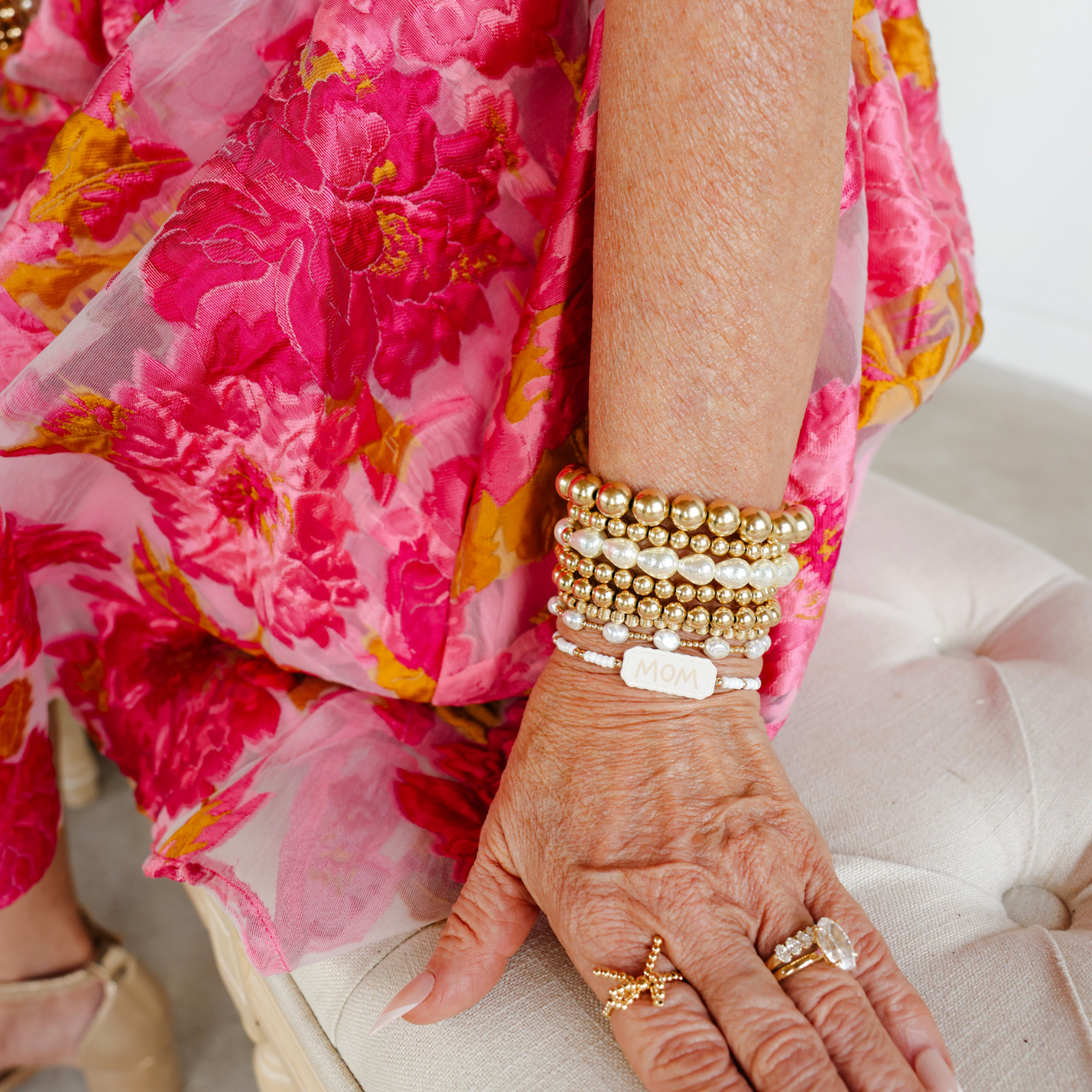 Mom Bracelet on Color